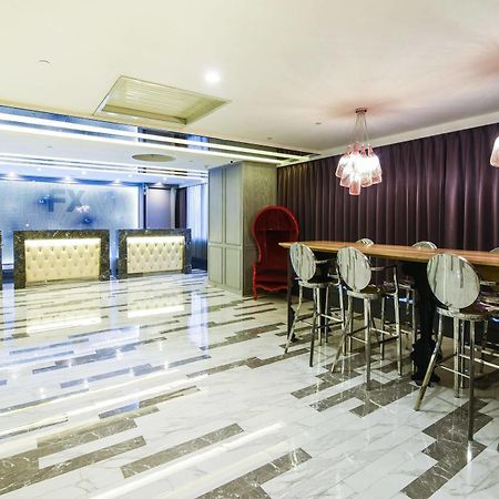 Fx Hotel Tainan Extérieur photo
